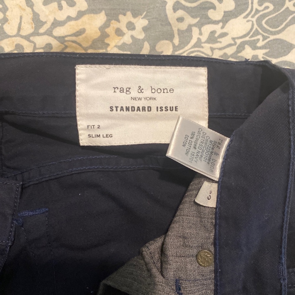 Rag & Bone Fit 2 Slim Leg distress Navy Pants 29